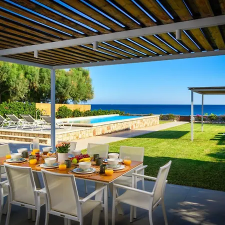 Sea Homes Villas-villa Sylvia 키오타리