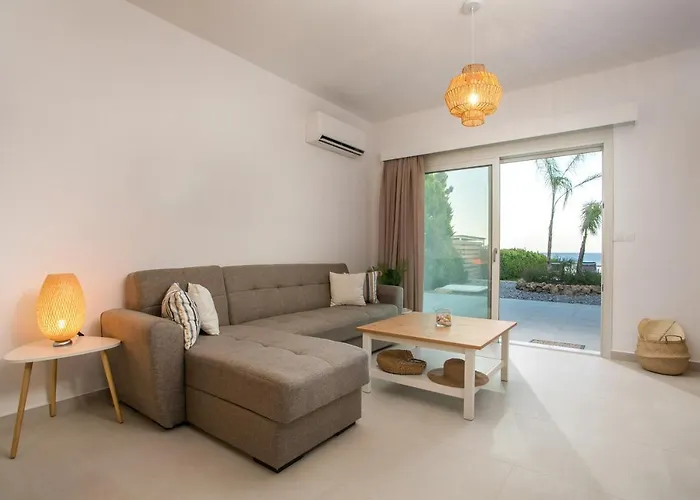 Sea Homes Villas-villa Sylvia 빌라 키오타리